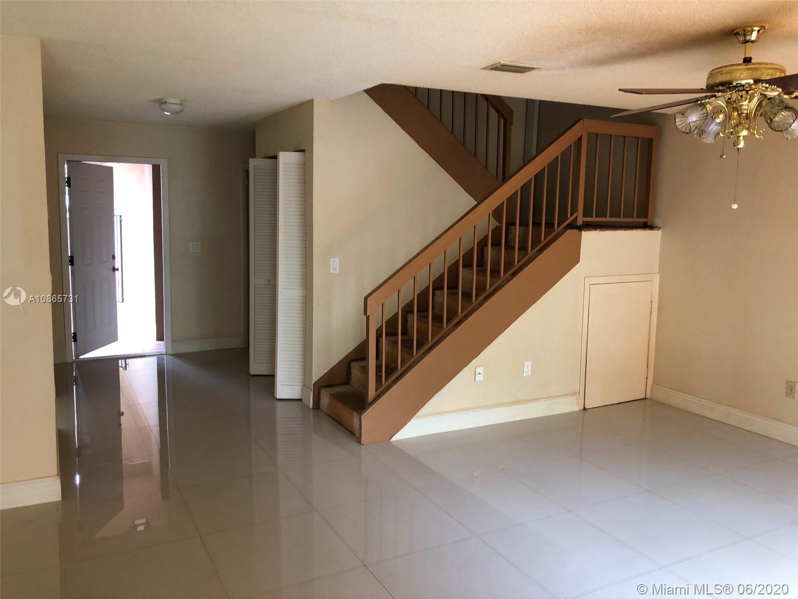 Miami, FL 33176,8811 SW 113 PL CIR W