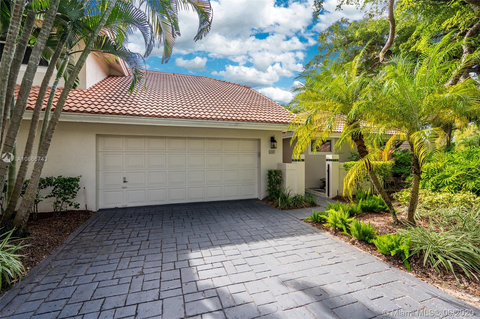 2124 NW 53rd St, Boca Raton, FL 33496