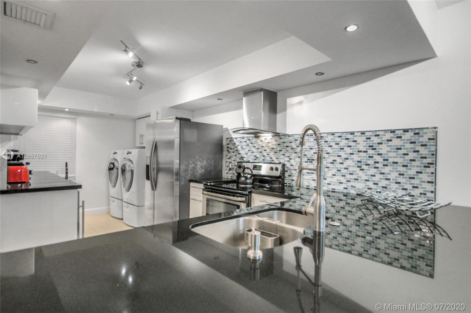 4200 Oaks Ter #103,  Pompano Beach,  FL 33069
