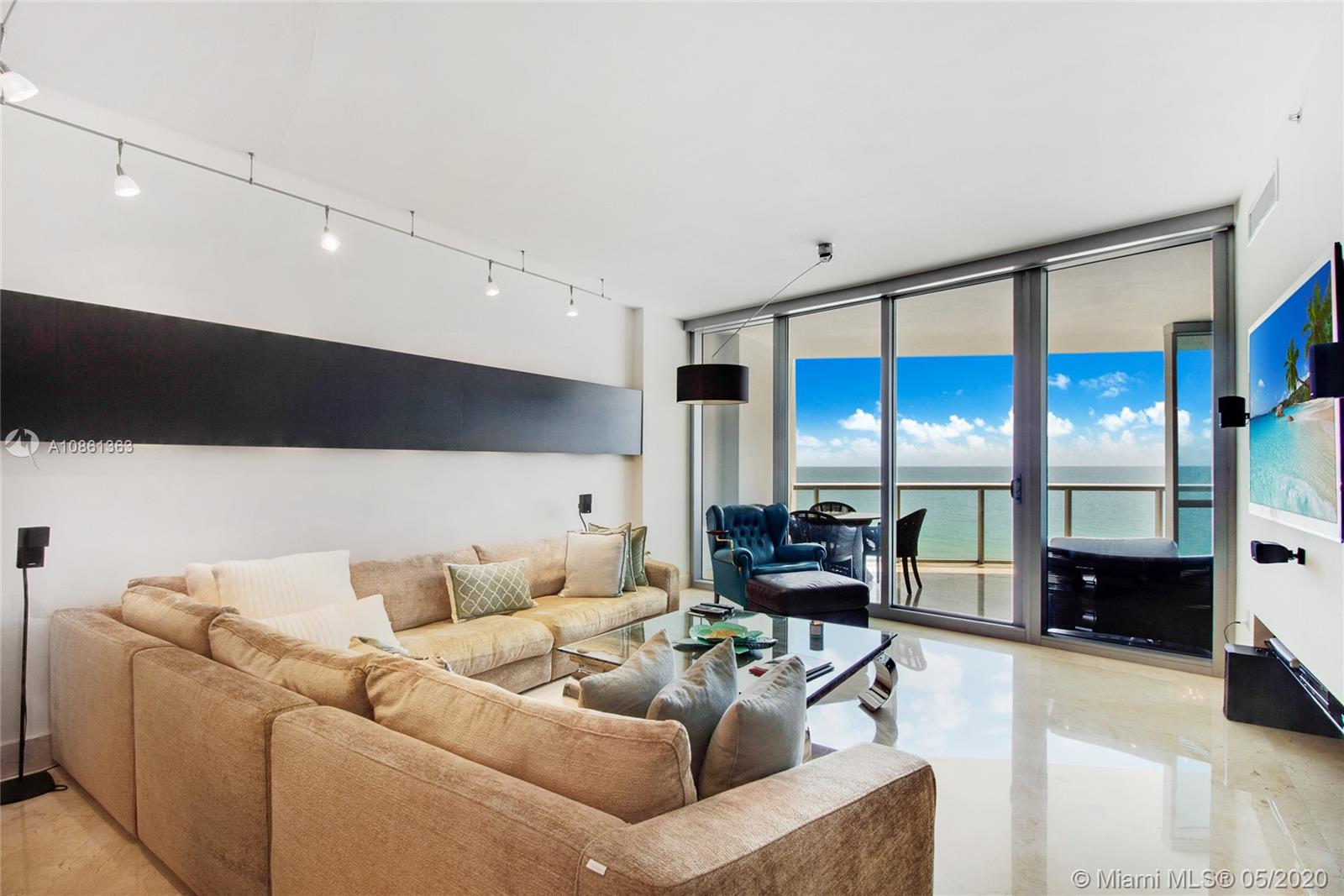 Sunny Isles Beach, FL 33160,17121 Collins Ave #904