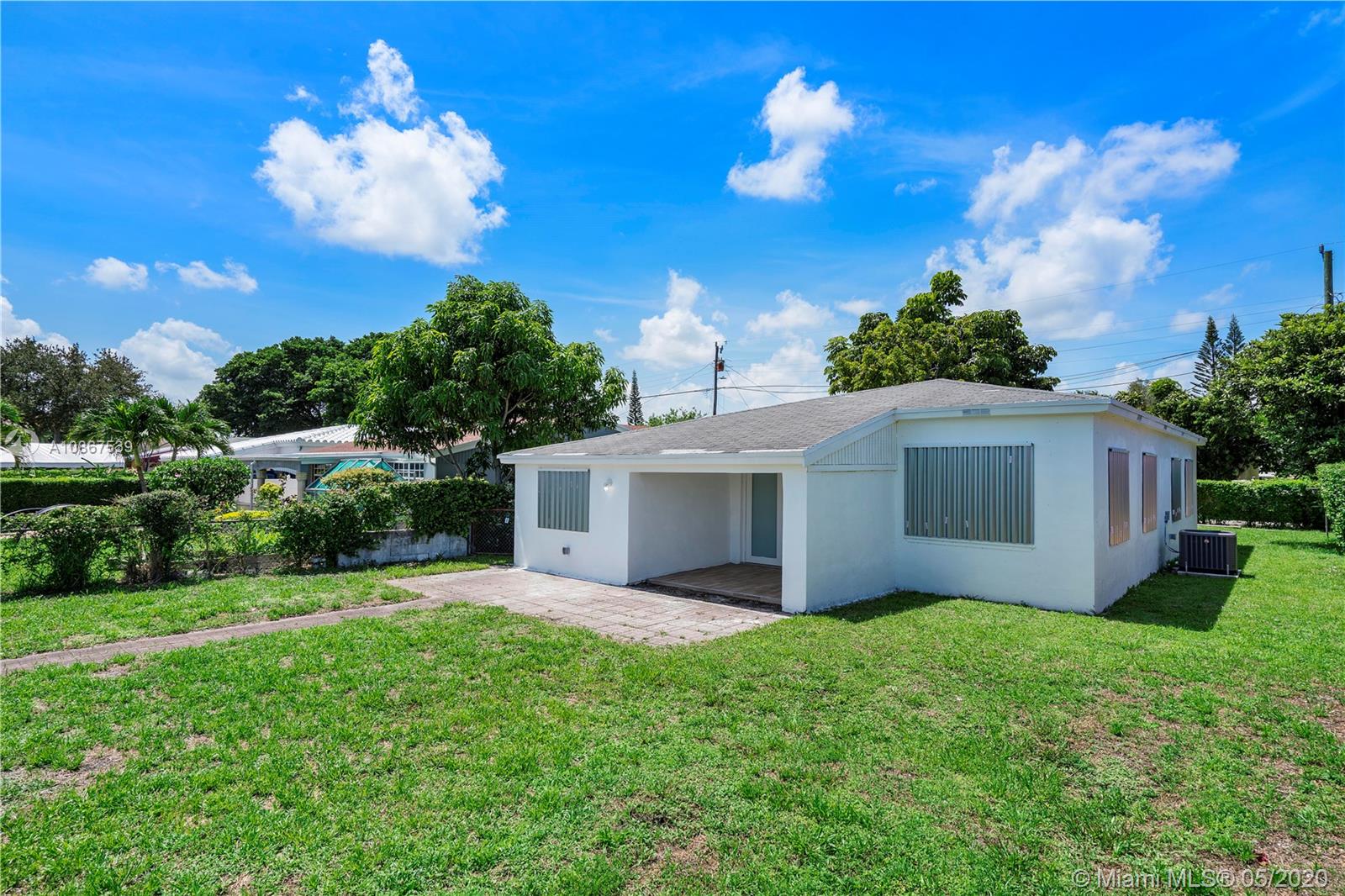 North Miami Beach, FL 33162,1859 NE 181st St