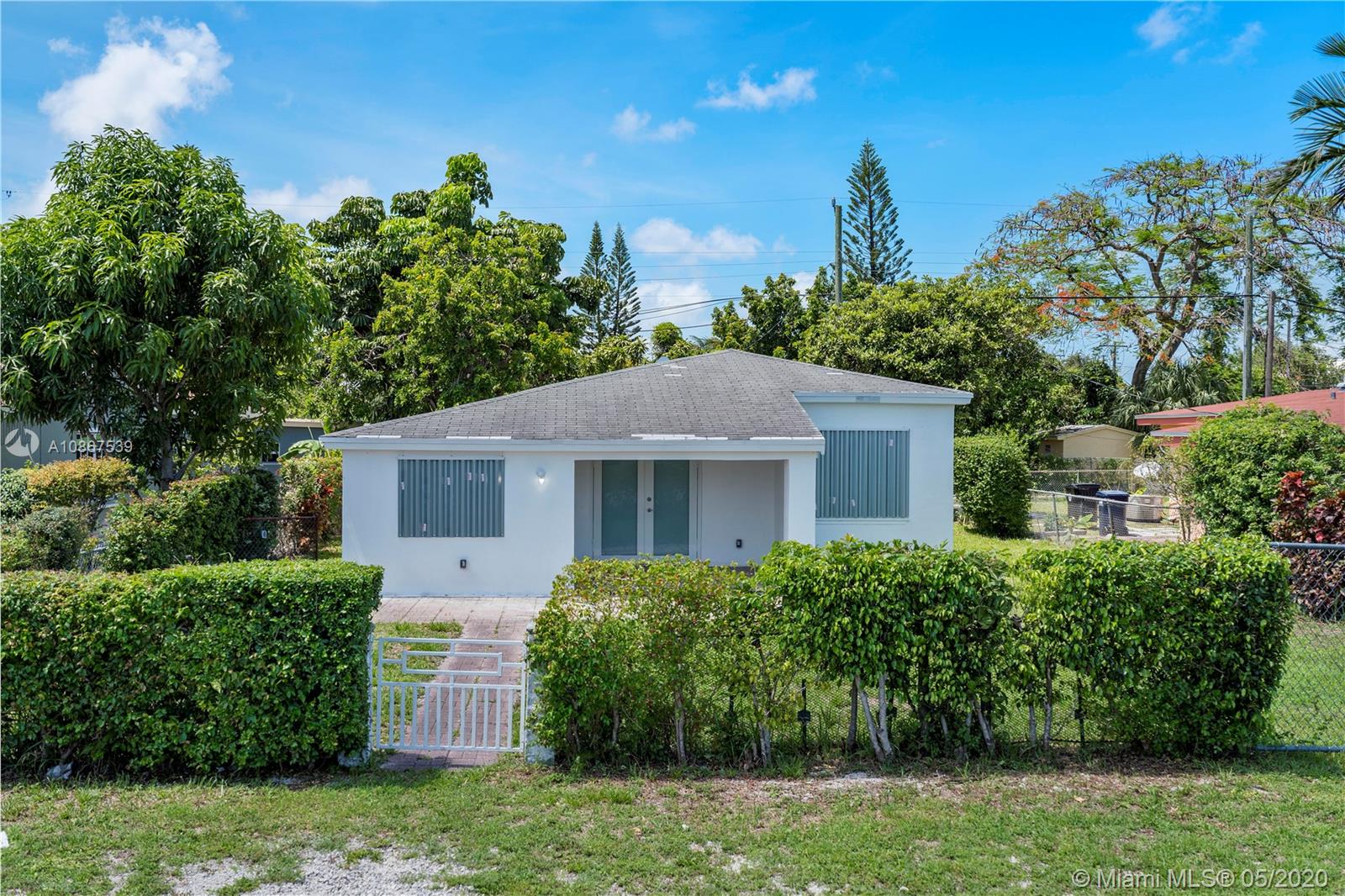 North Miami Beach, FL 33162,1859 NE 181st St