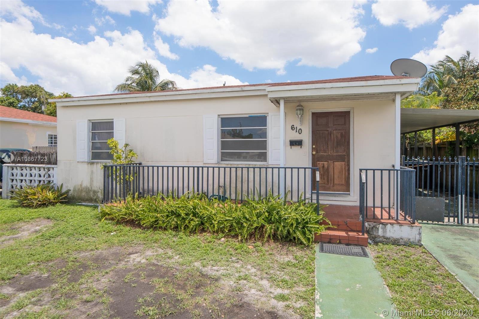 610 SE 8th St, Hialeah, FL 33010