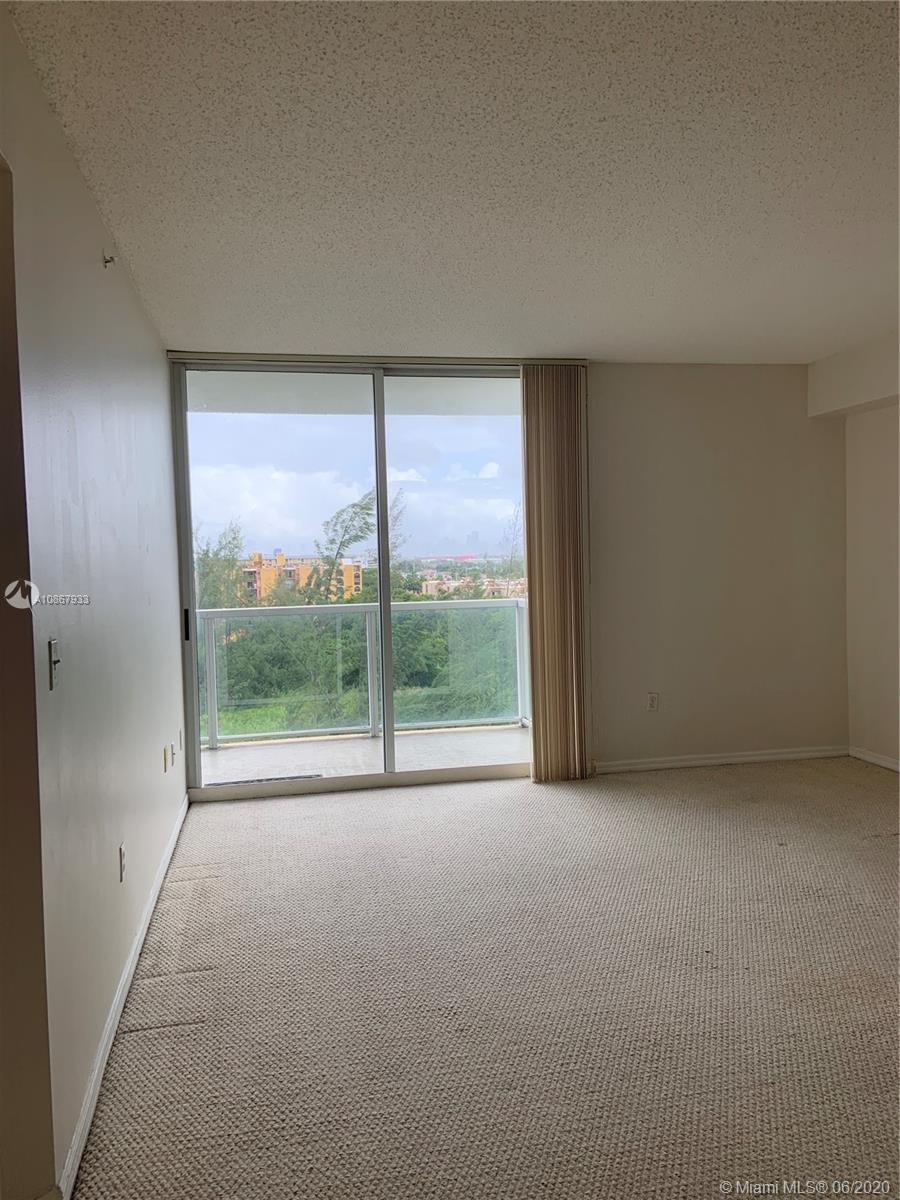 Miami, FL 33126,5077 NW 7 ST #909