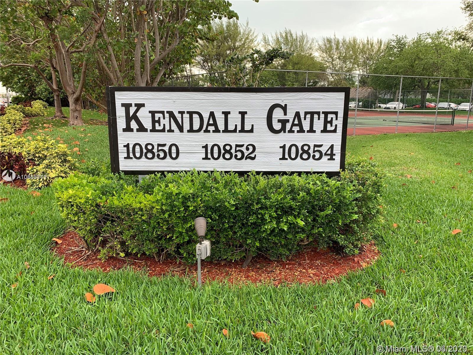 Miami, FL 33176,10854 N Kendall Dr #212