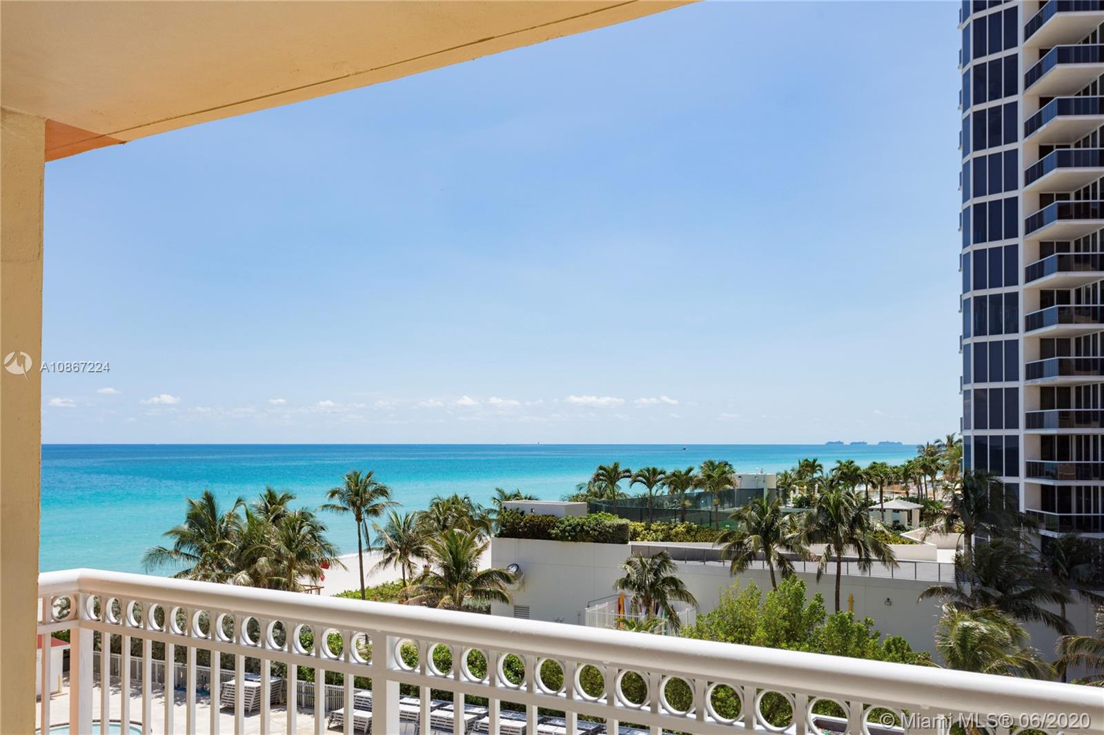 Sunny Isles Beach, FL 33160,19201 Collins Ave #309