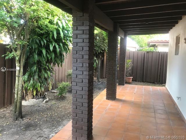 FL 33182,1025 NW 128th Ct