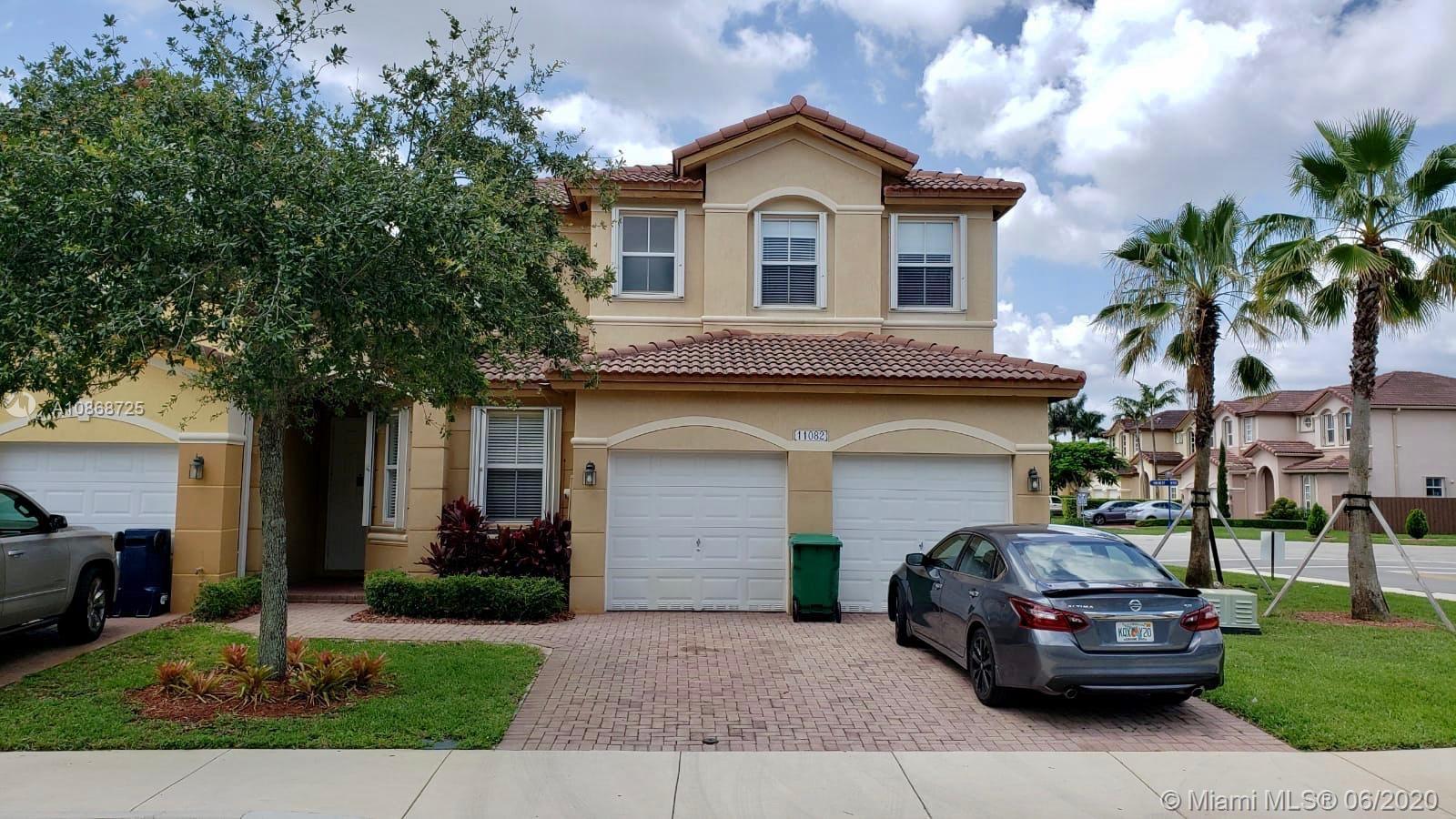 11082 NW 86th Ter, Doral, FL 33178