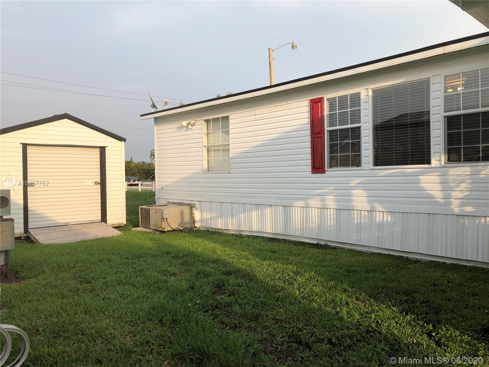 Davie, FL 33325,542 SW 130th Terrace