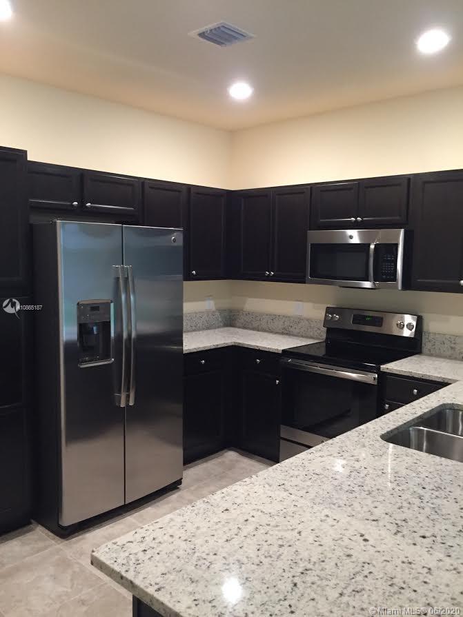 Tamarac, FL 33319,5913 NW 56th Ct #0
