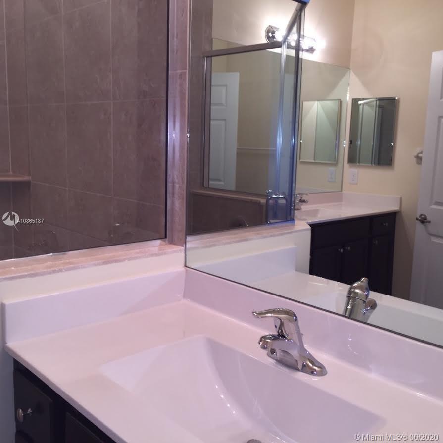 Tamarac, FL 33319,5913 NW 56th Ct #0