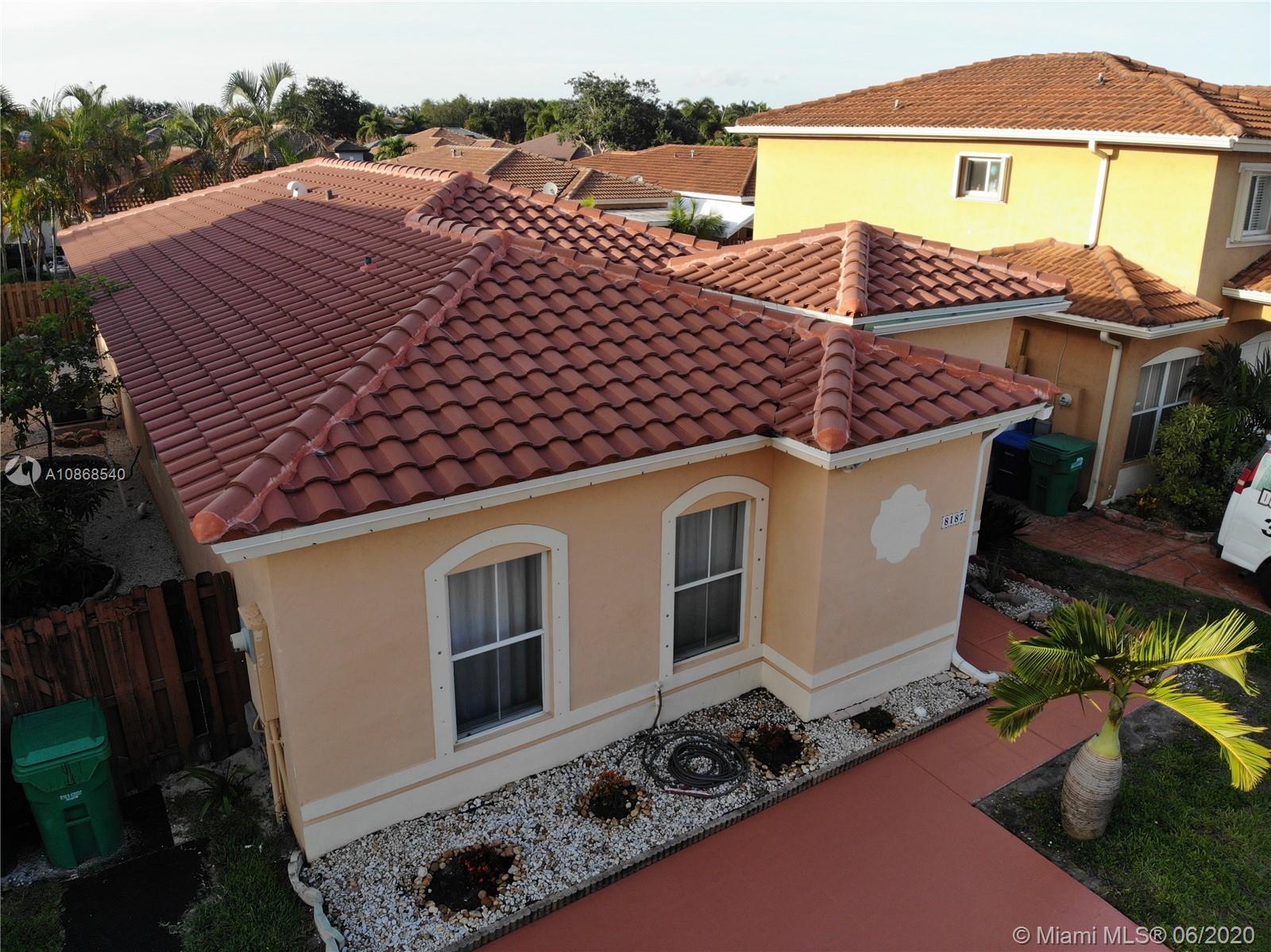 8187 NW 199th Ter, Hialeah, FL 33015