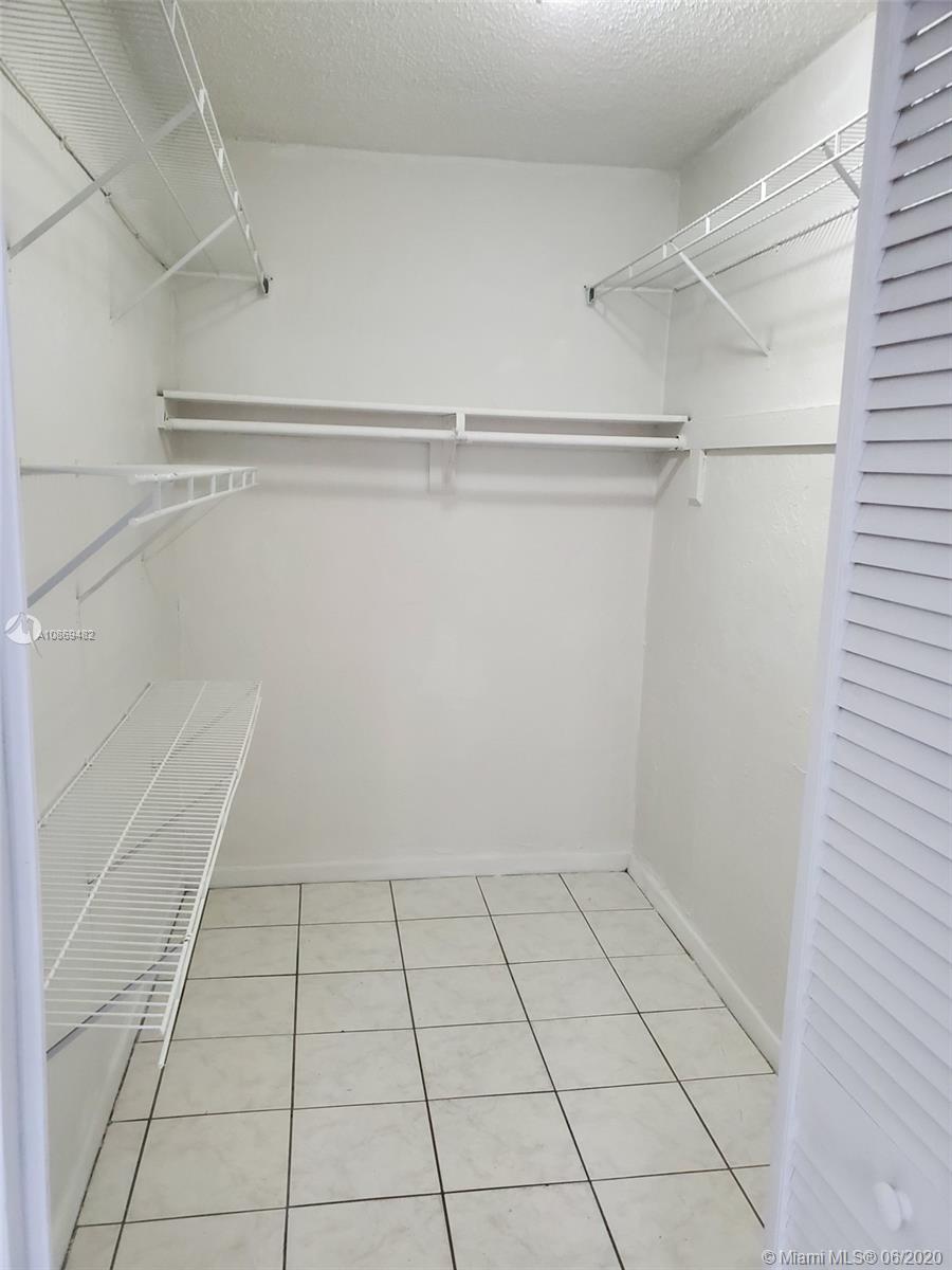 Hialeah, FL 33012,6625 W 4th Ave #236