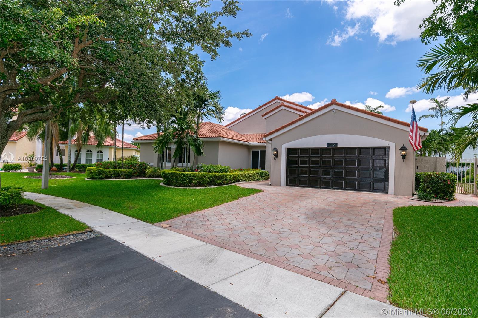 13191 NW 11th St, Sunrise, FL 33323