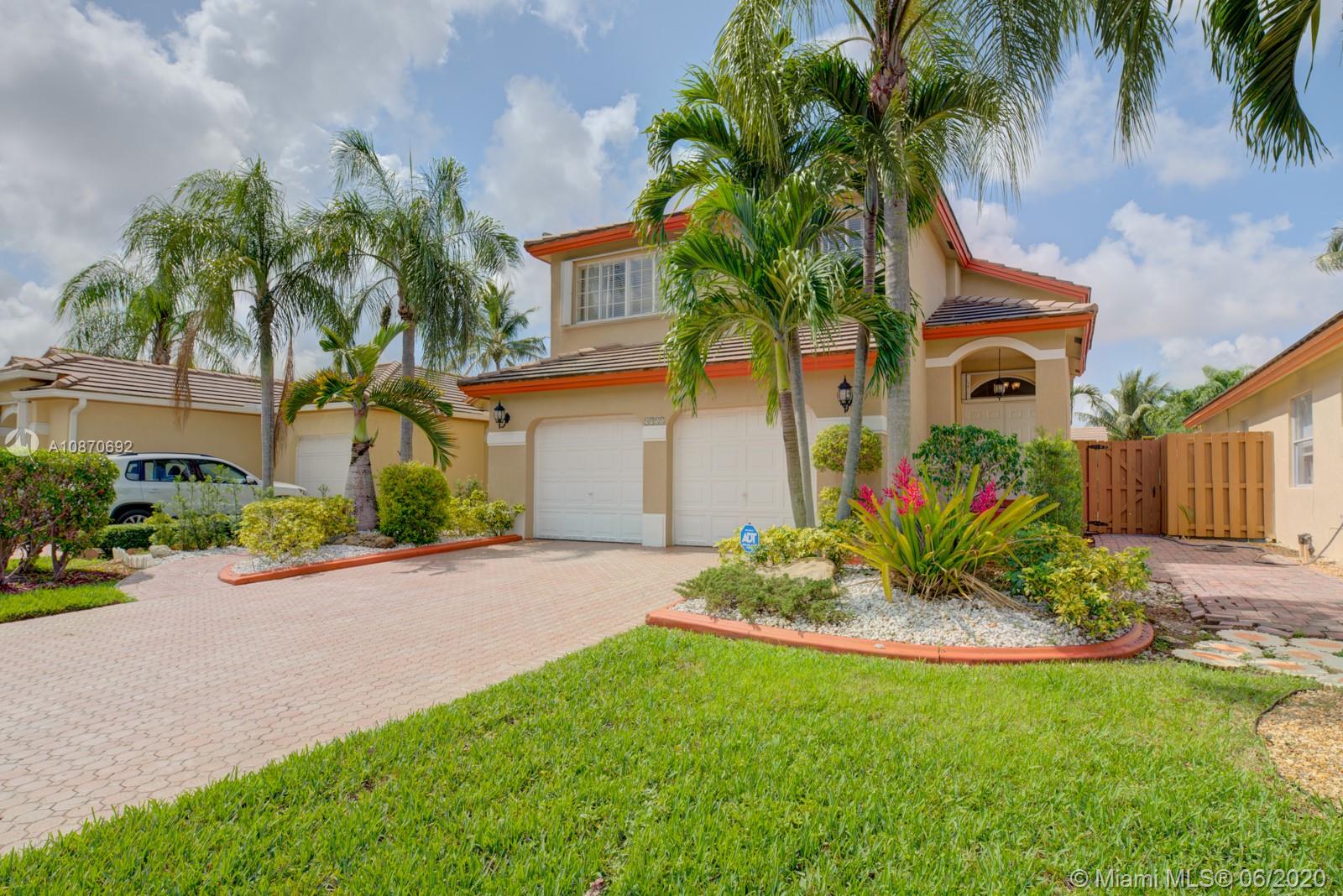 9958 NW 32nd St, Doral, FL 33172