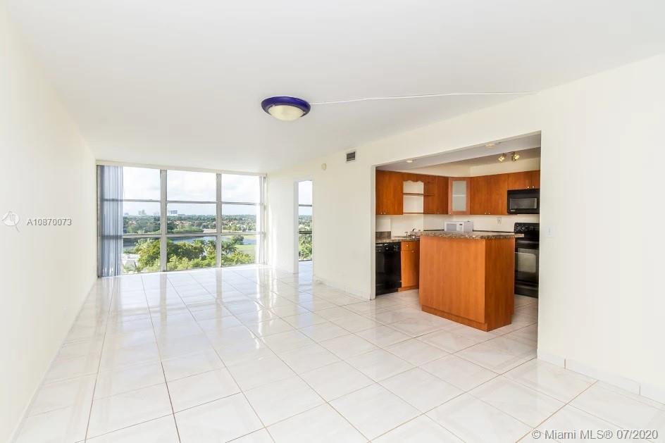 Hallandale Beach, FL 33009,1000 Parkview Dr #923