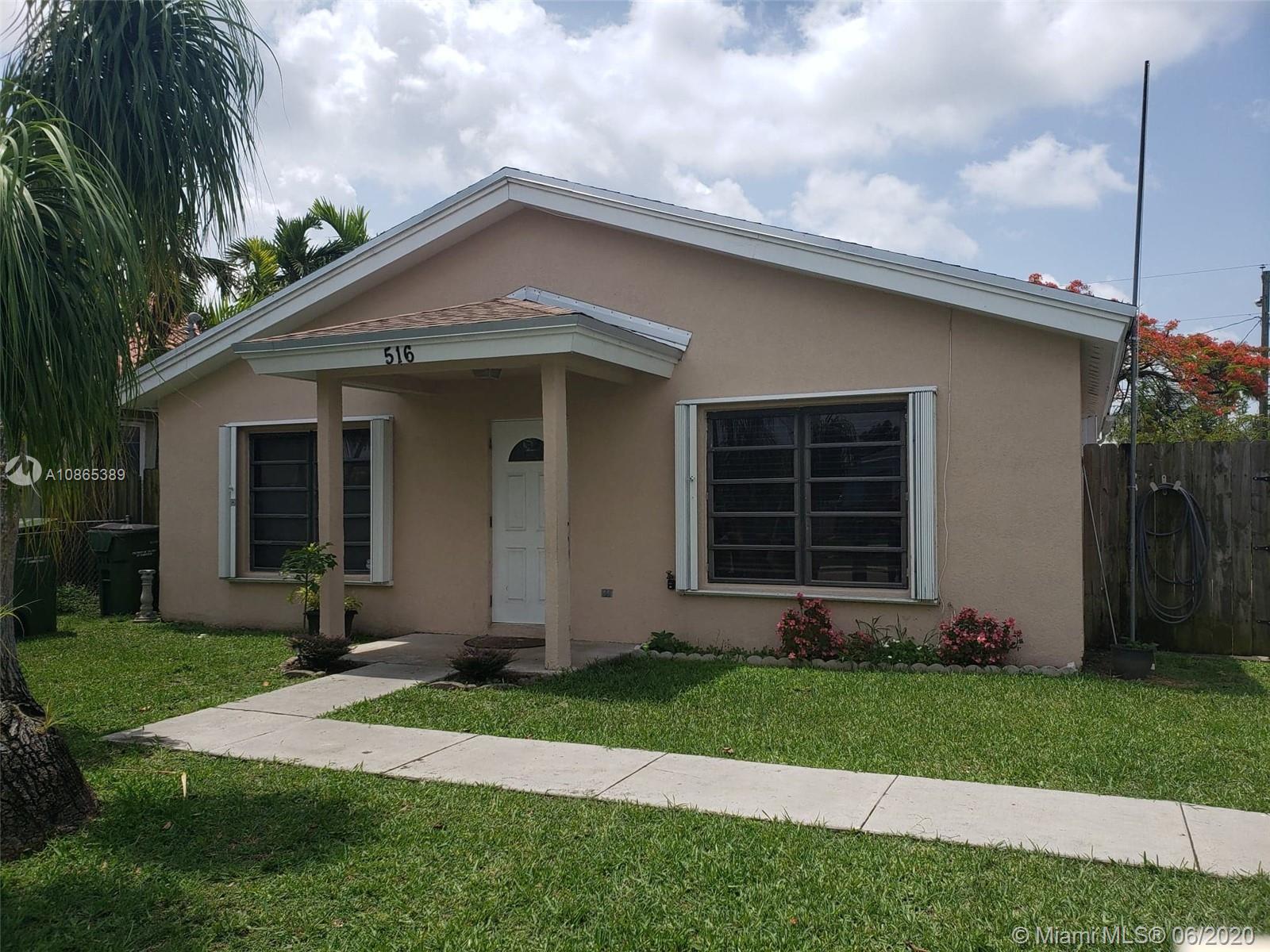 516 NW 7th St, Homestead, FL 33030