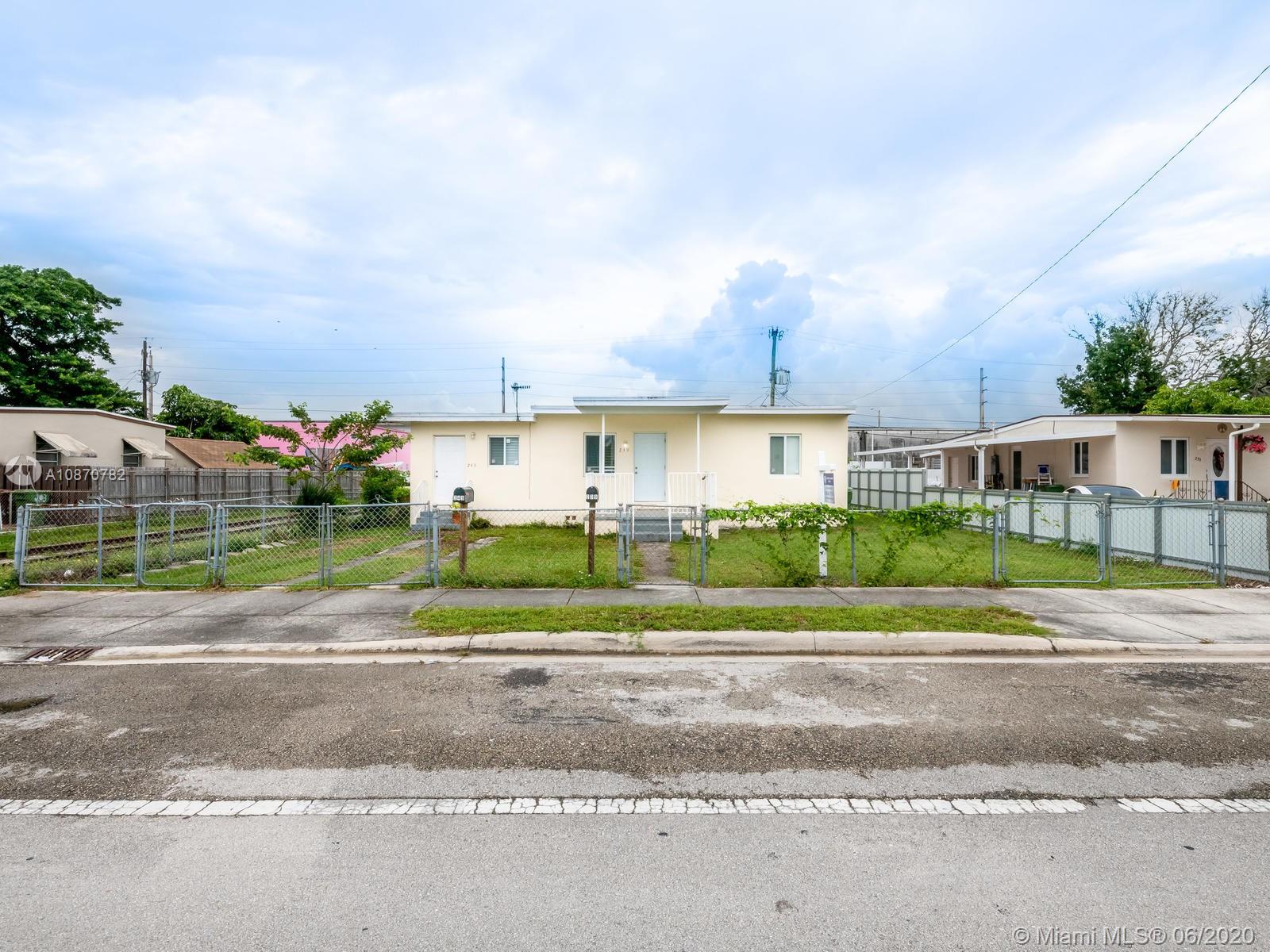 239 W 20th St, Hialeah, FL 33010