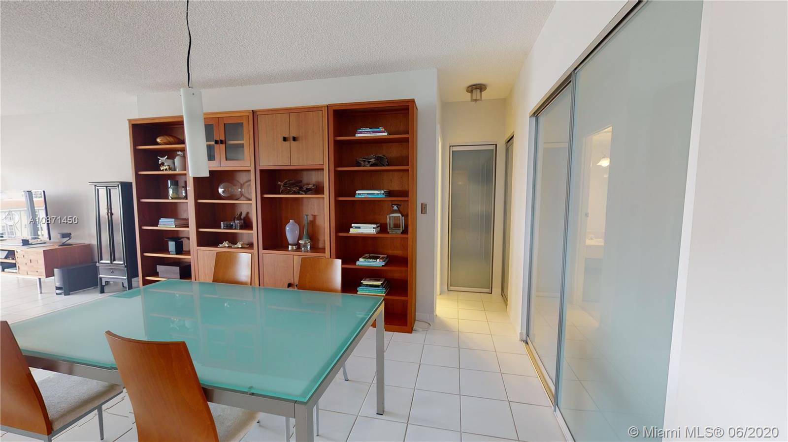 Hallandale Beach, FL 33009,1950 S Ocean Dr #6M