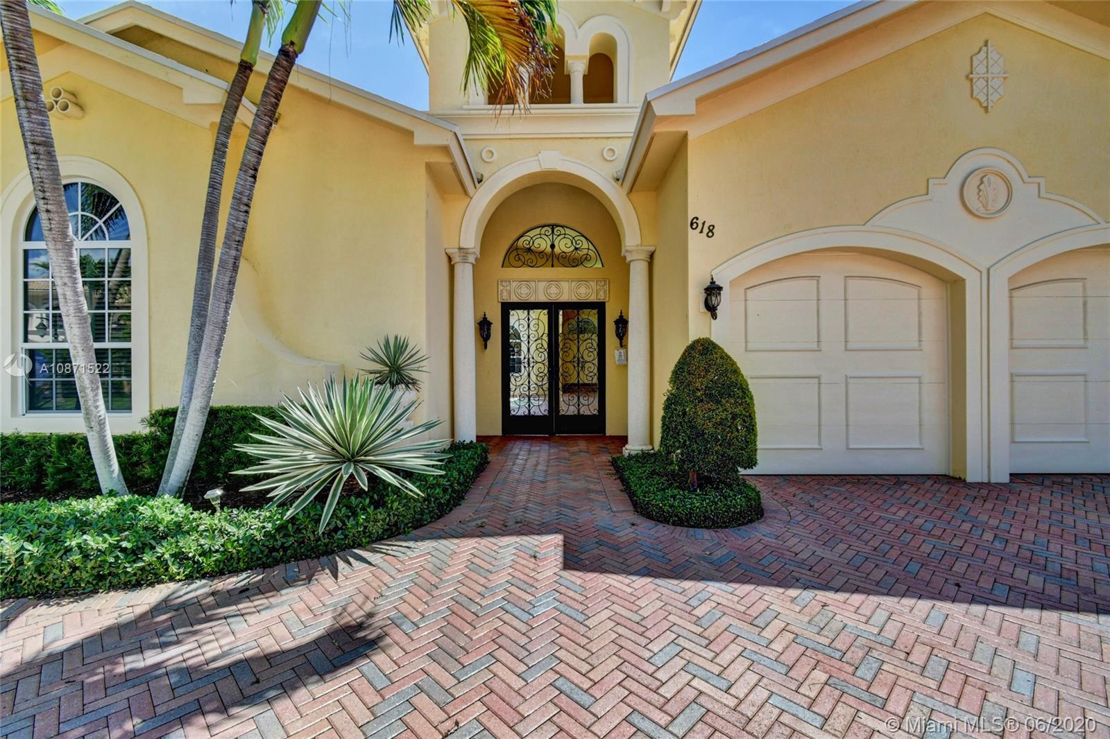 Palm Beach Gardens, FL 33410,618 Hermitage Cir