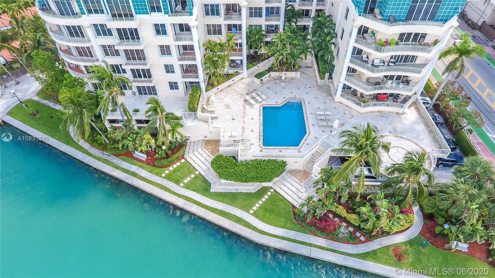 Miami Beach, FL 33139,1 Century Ln #309