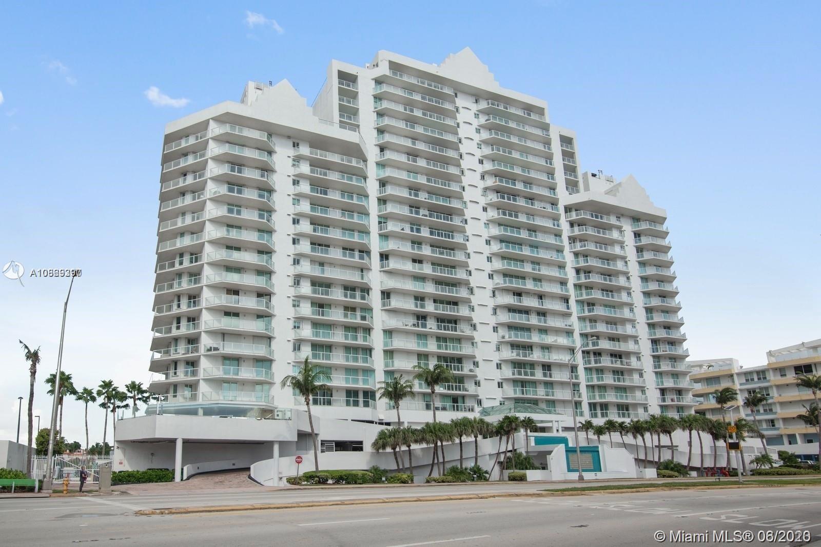 Miami Beach, FL 33140,5900 Collins #602