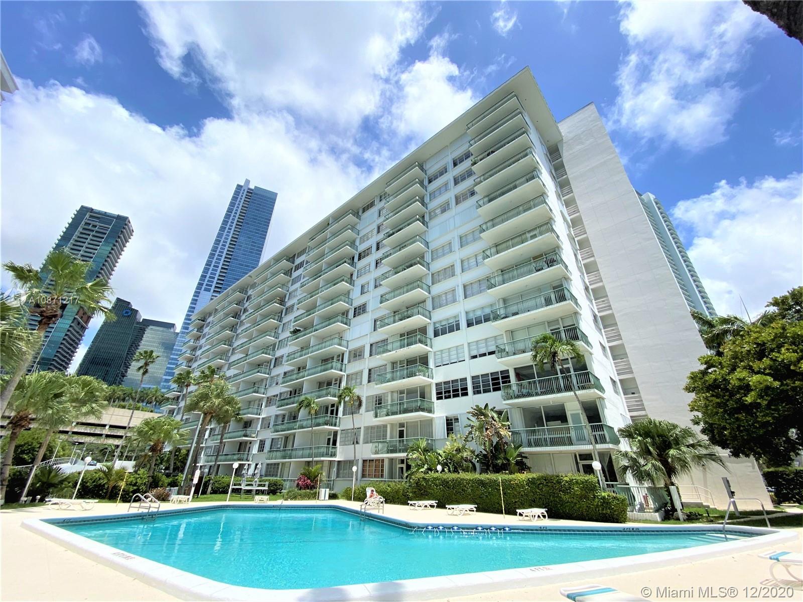 Miami, FL 33131,1408 Brickell Bay Dr #102