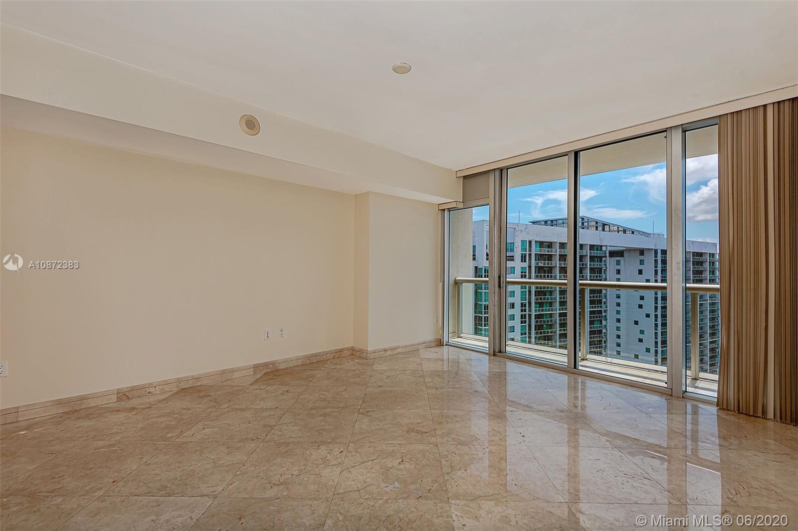 Miami, FL 33131,485 Brickell Ave #3905