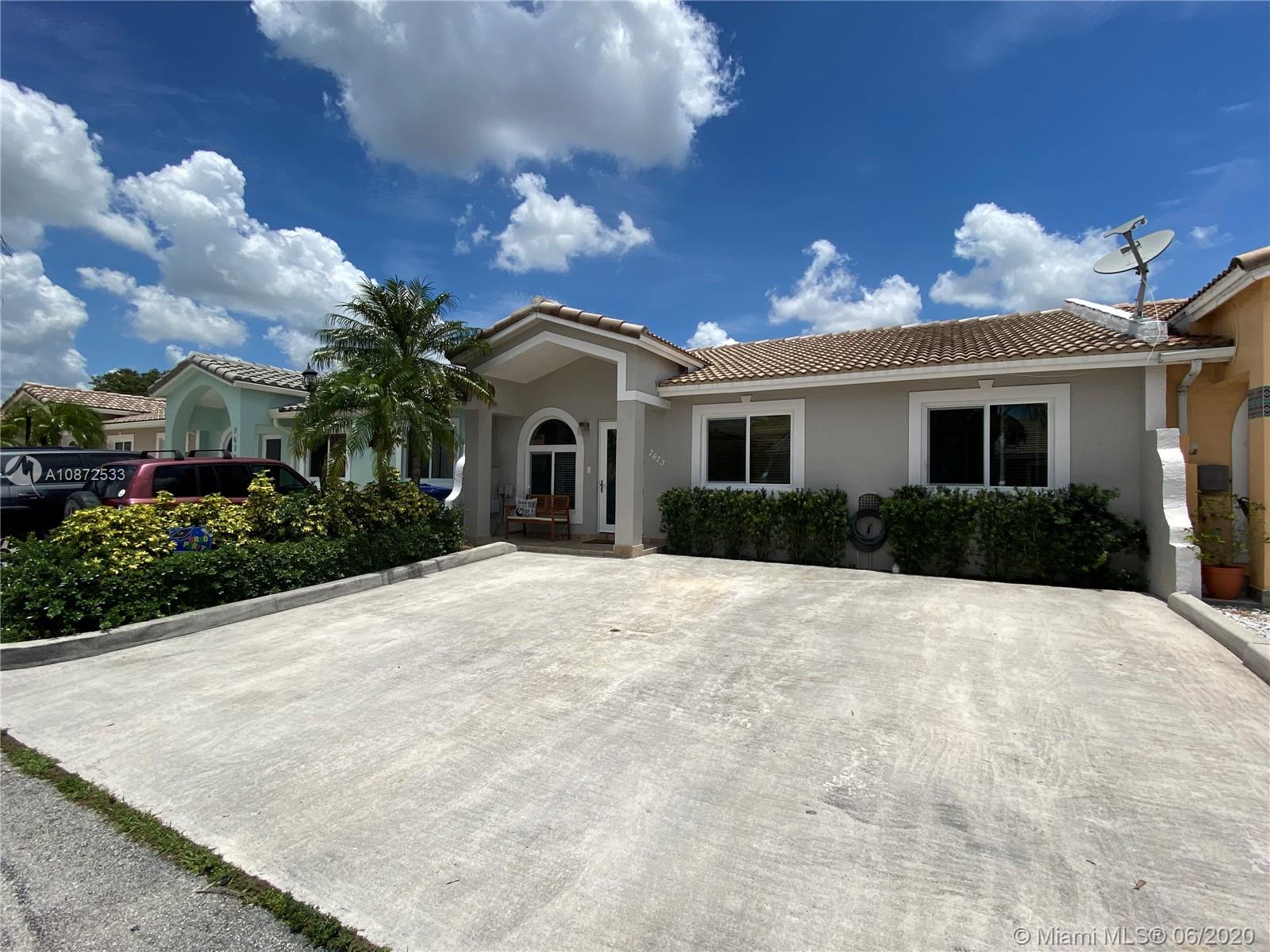 7673 NW 179th St, Hialeah, FL 33015