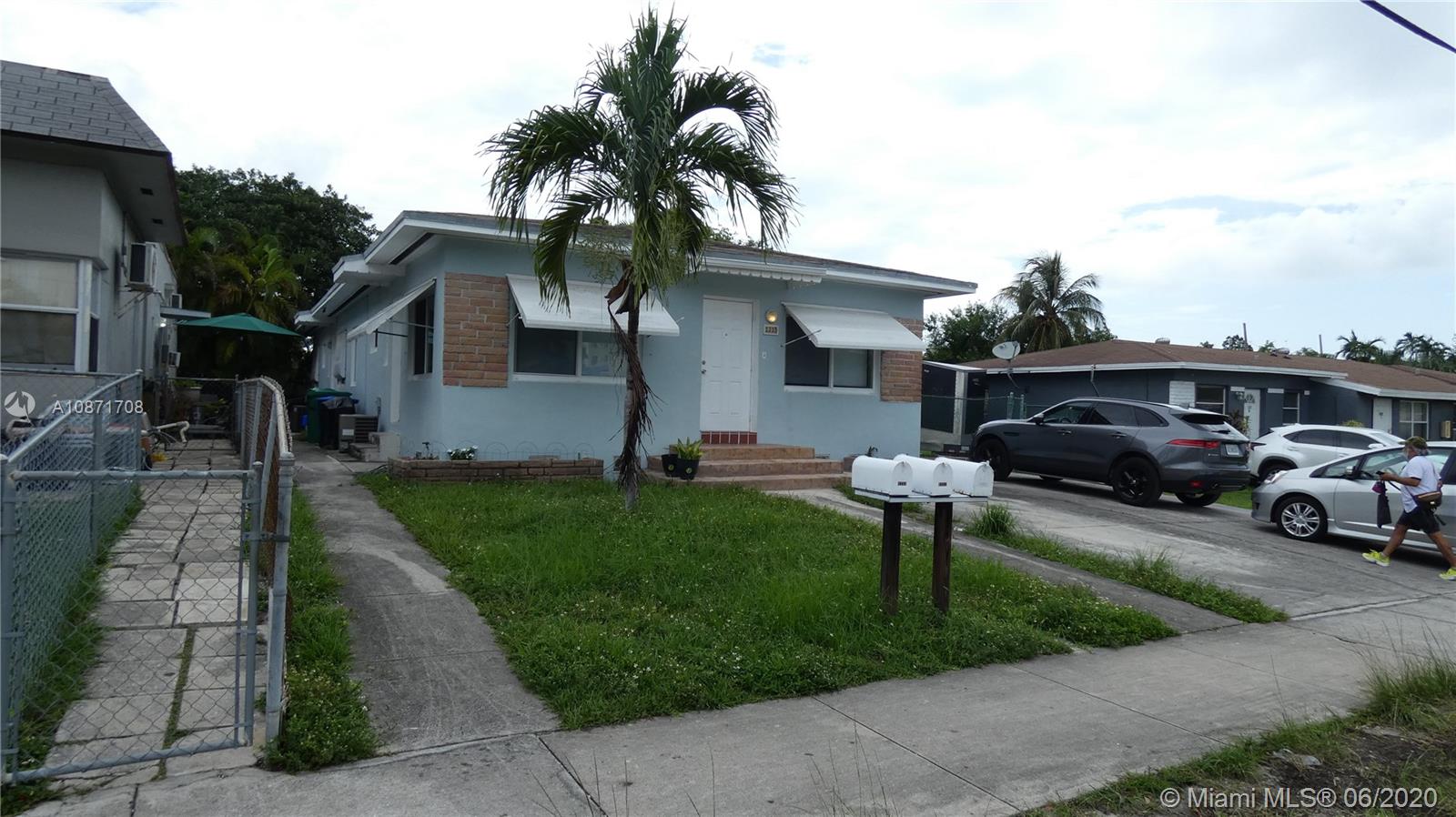 1215 NE 109th St, Miami, FL 33161