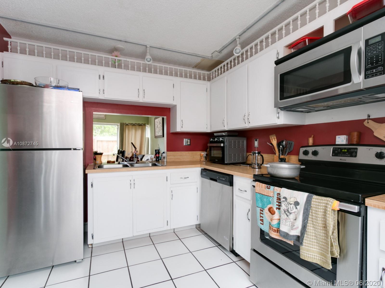 Pompano Beach, FL 33064,3201 NW 4th Ter #38