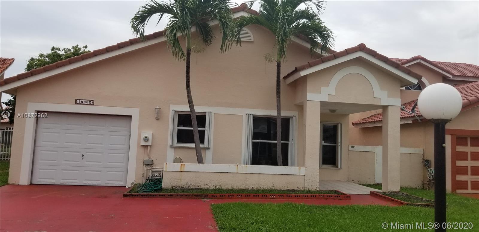 18662 NW 54th Pl, Miami Gardens, FL 33055