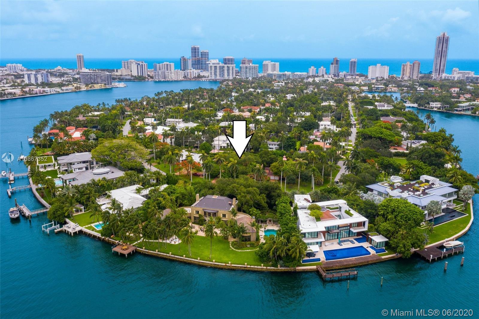 Miami Beach, FL 33141,39 La Gorce Cir