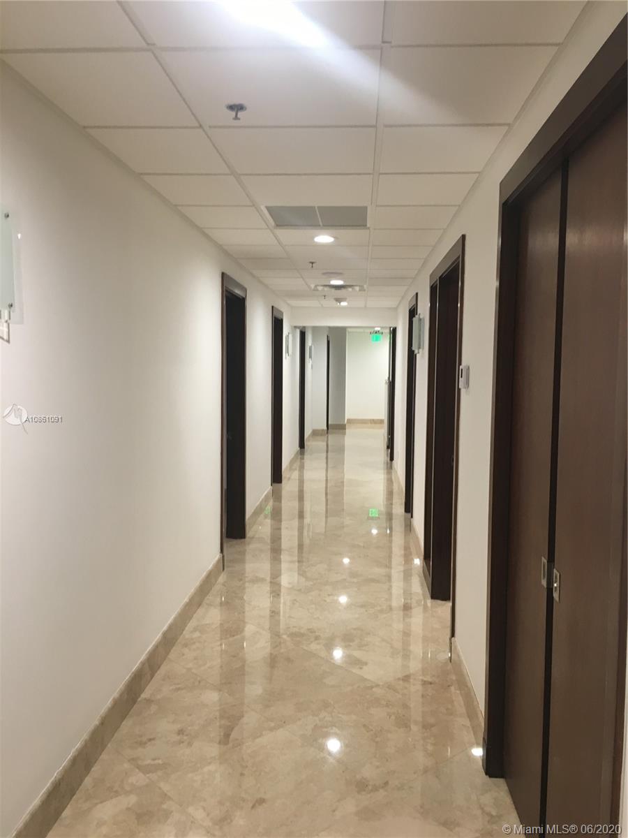 Miami, FL 33132,111 NE 1st St #5