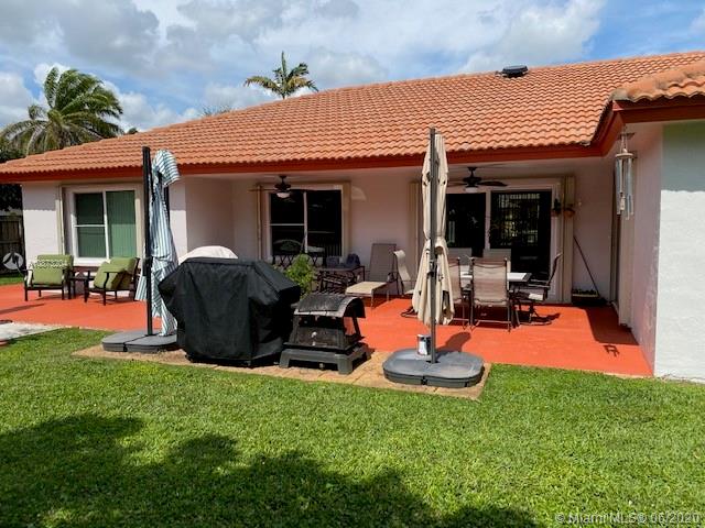 15844 SW 285th St, Homestead, FL 33033