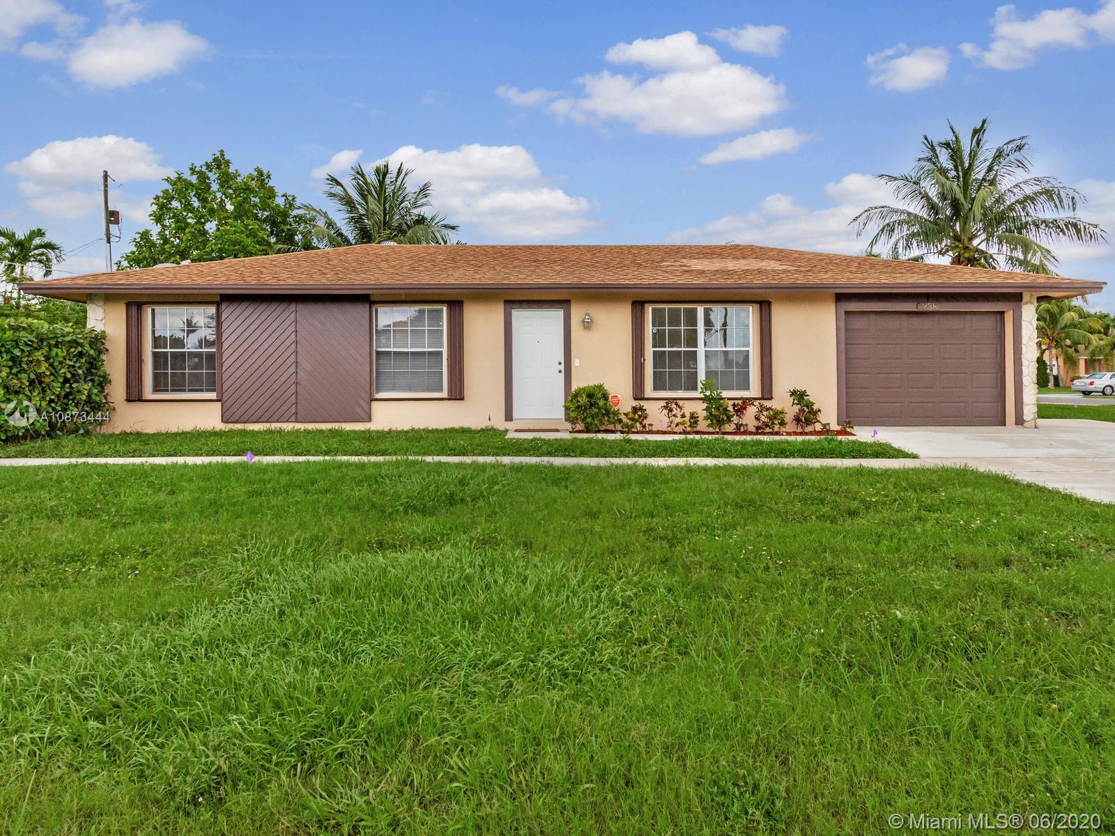 238 SW 8th St, Boynton Beach, FL 33426