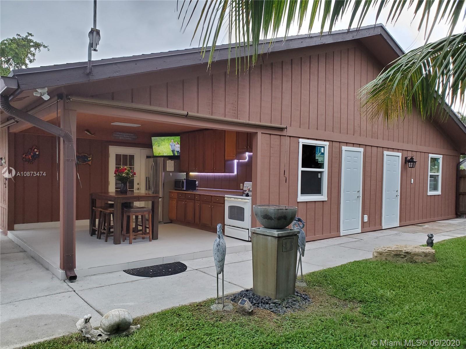 Palm Springs, FL 33461,3121 Reo Ln