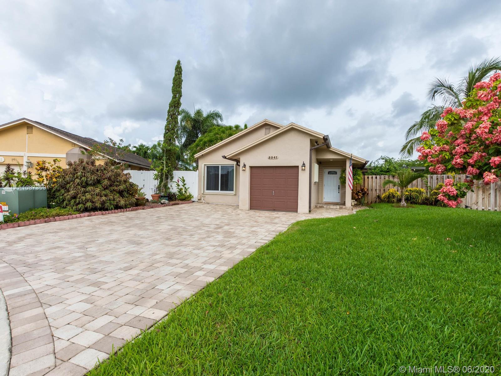 Cooper City, FL 33328,5541 SW 97th Ter