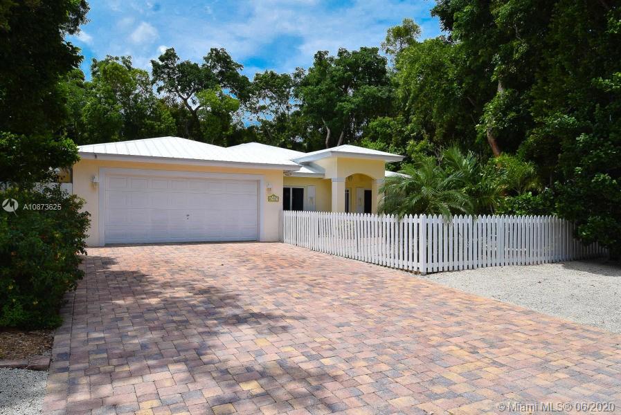 790 Dolphin Ave, Key Largo, FL 33037