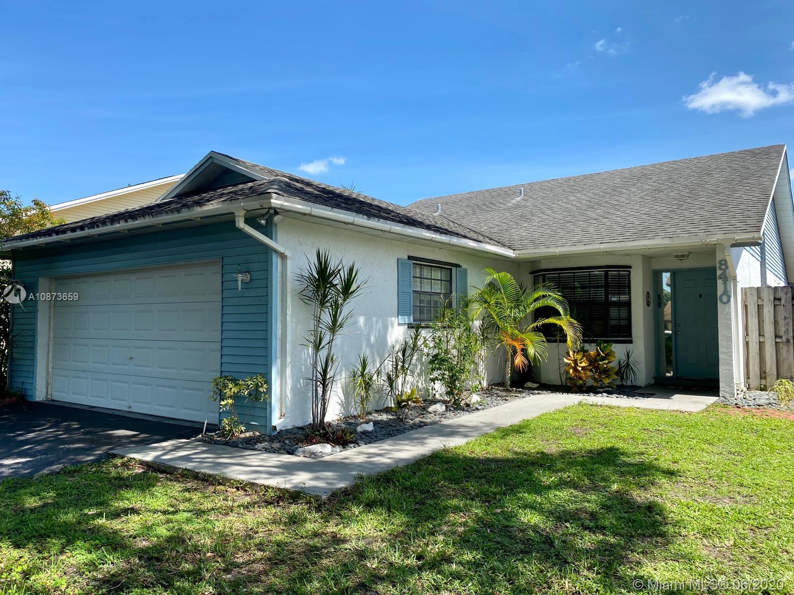 Davie, FL 33328,8410 SW 41st St