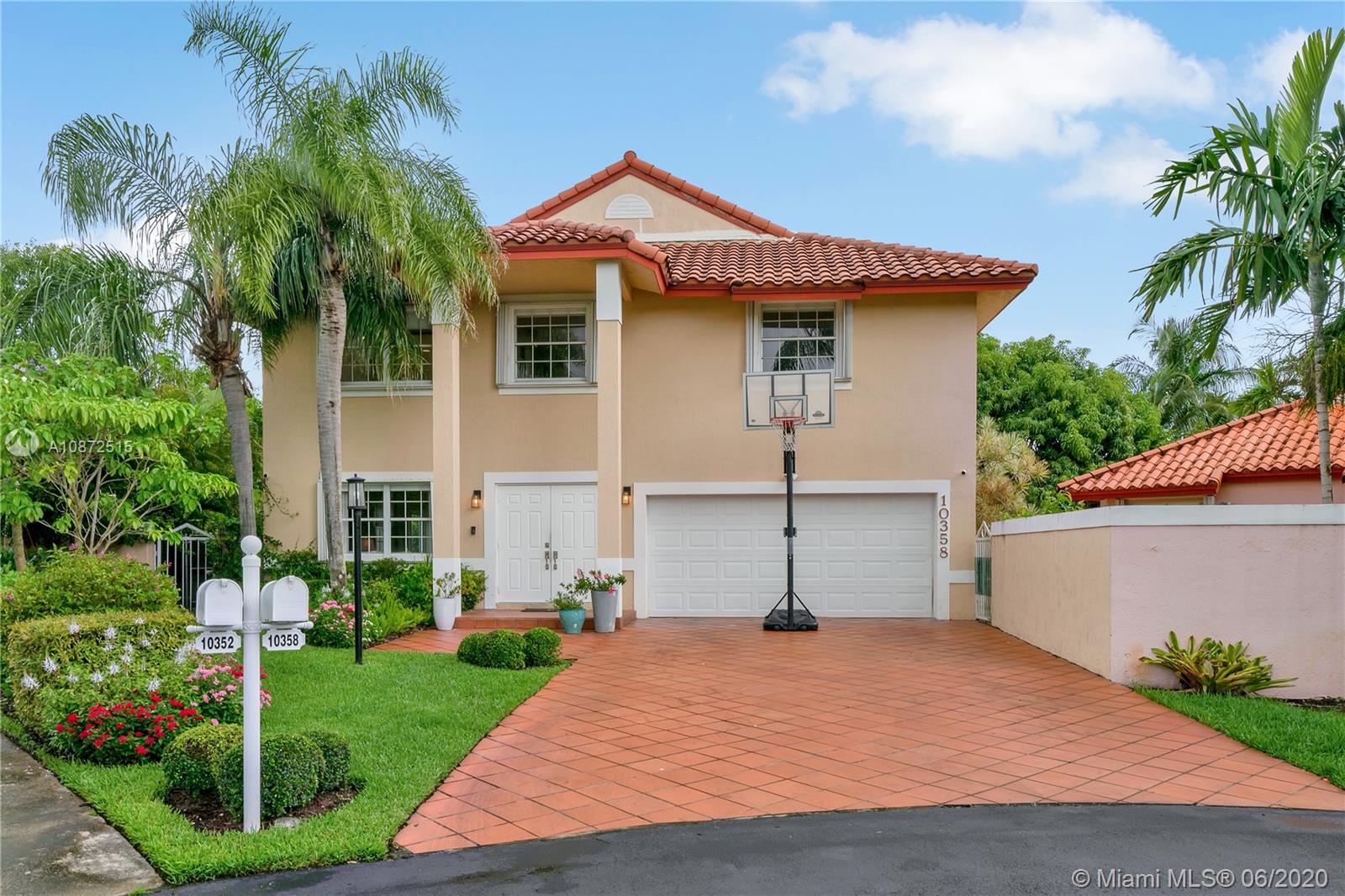 10358 NW 46th St, Doral, FL 33178