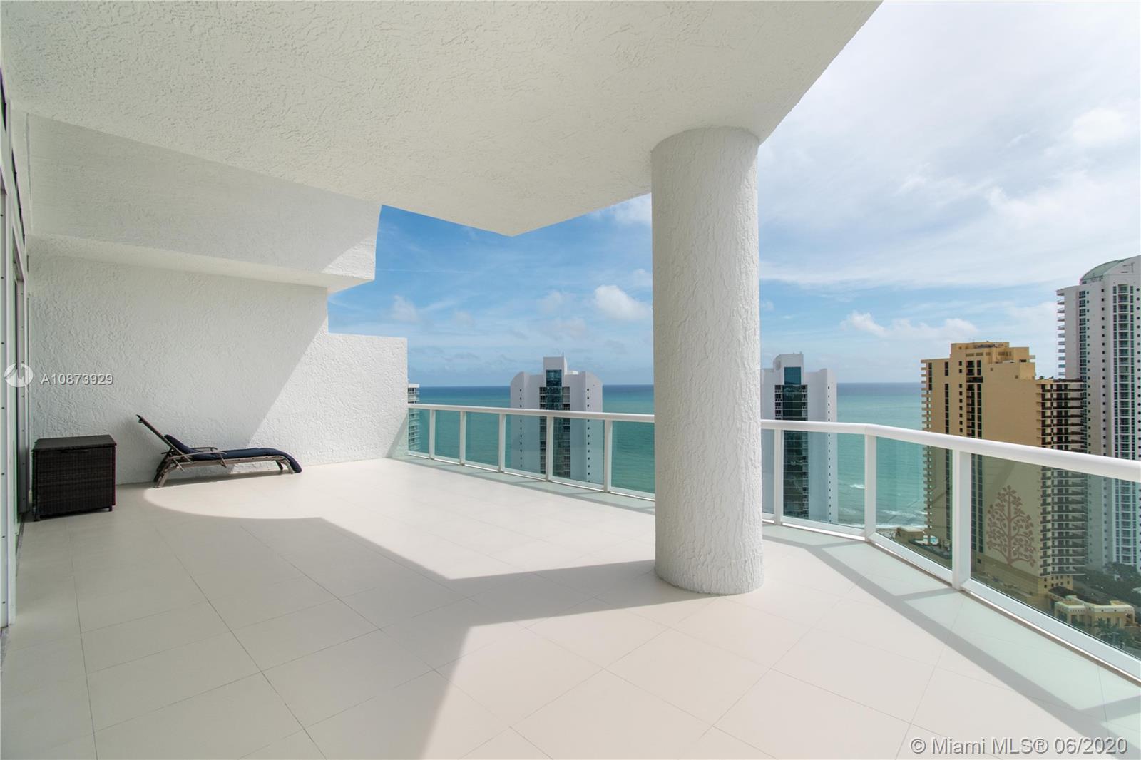 Sunny Isles Beach, FL 33160,16400 Collins Ave #PH43