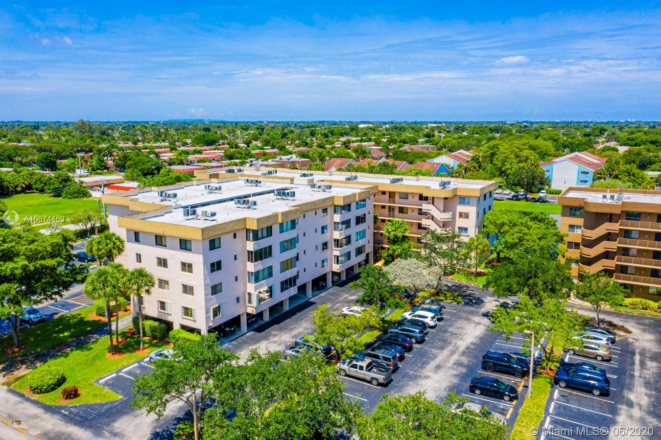 8040 Hampton Blvd #311, North Lauderdale, FL 33068