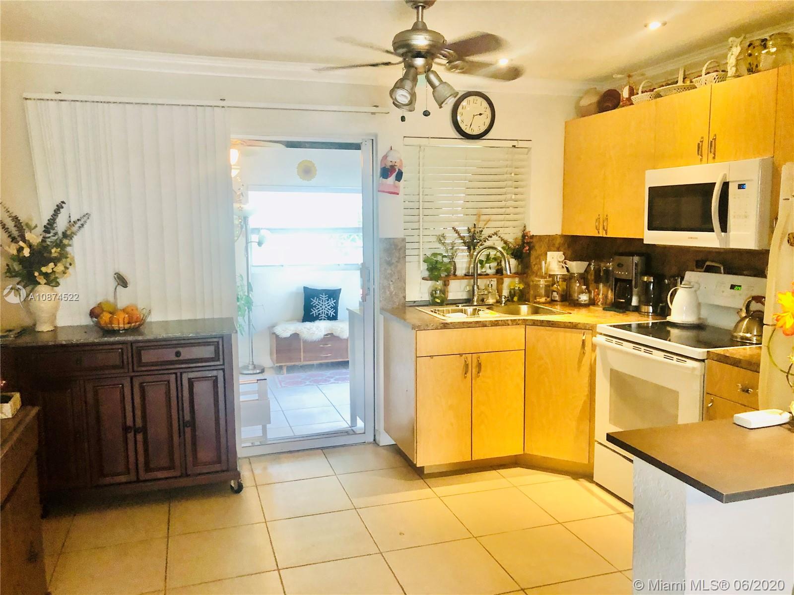 Pompano Beach, FL 33064,171 NW 29th Place