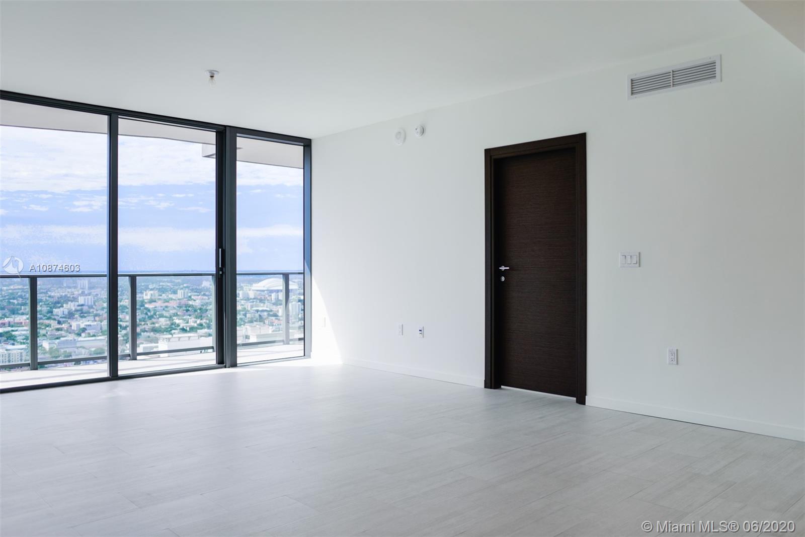 Miami, FL 33131,1000 Brickell Plaza #4506