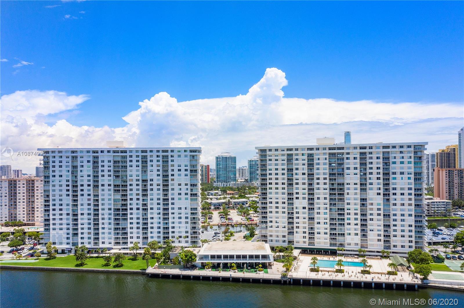 Sunny Isles Beach, FL 33160,300 Bayview Dr #1510