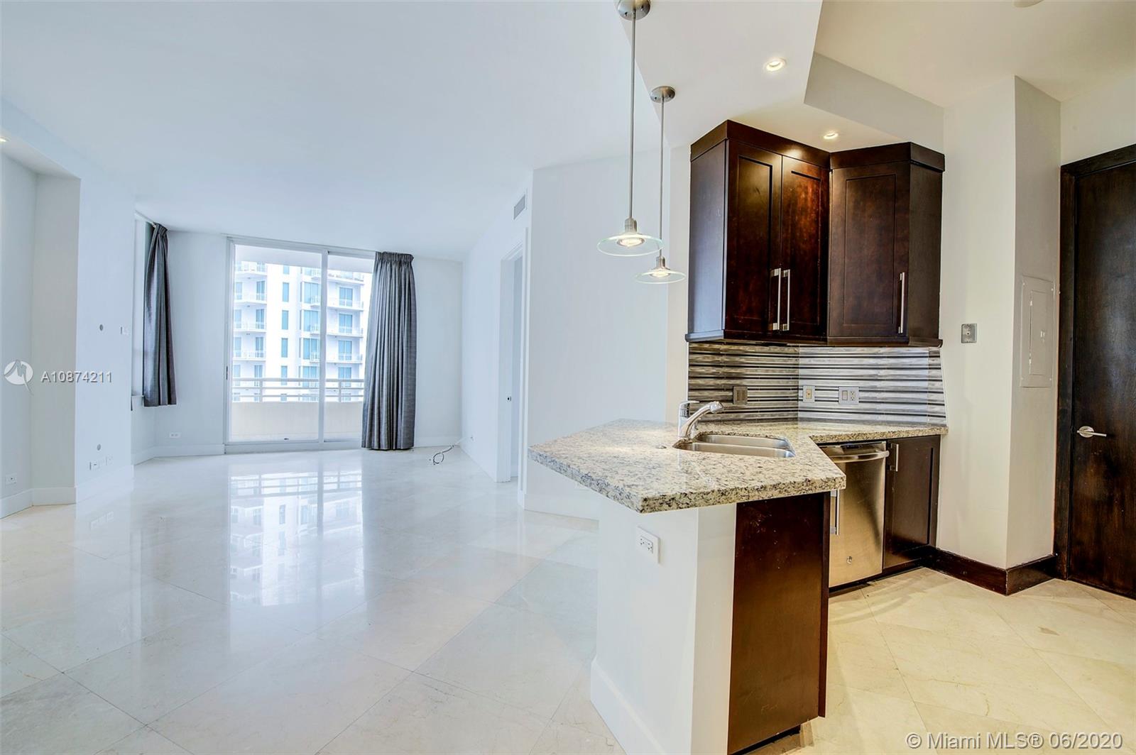 Miami, FL 33131,888 Brickell Key Dr #2701