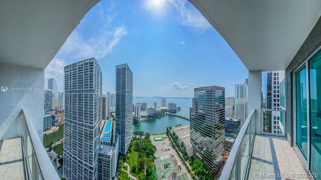 500 Brickell Ave #4102, Miami, FL 33131