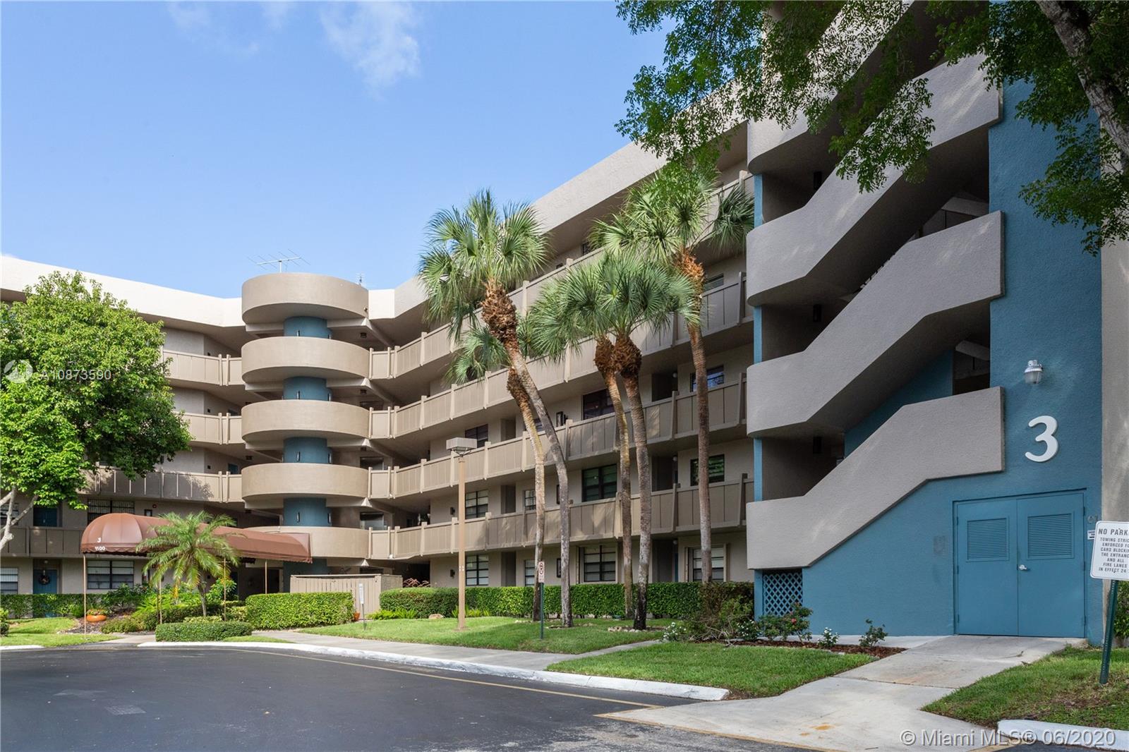 1100 Colony Point Cir #311, Pembroke Pines, FL 33026