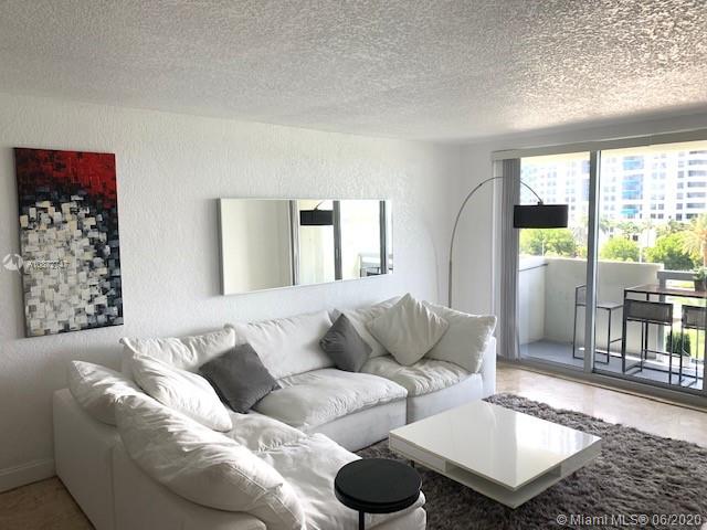 Miami Beach, FL 33139,1500 Bay Rd #532S